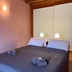Roel Apartments Ponte Pietra